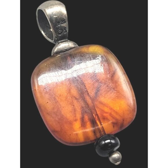 Shube's Dakota West Sterling Silver Amber Onyx Pendant Signed Hallmark - Picture 3 of 7